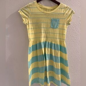 Girls Pocket Dress Size 10-12